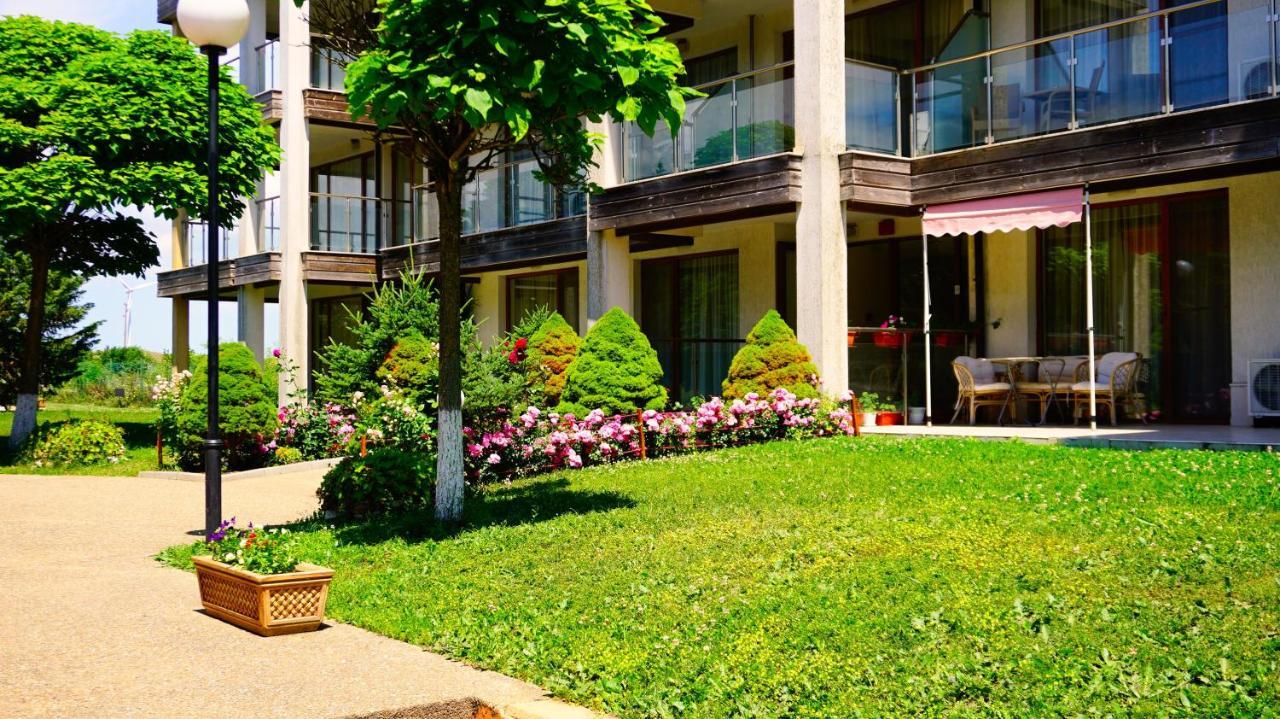 Морски Апартаменти Джулай Морнинг - July Morning Sea View Apartments Kavarna Exterior foto