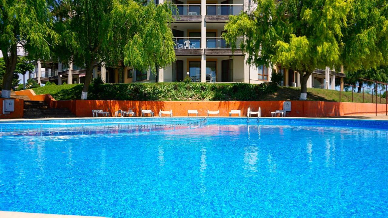 Морски Апартаменти Джулай Морнинг - July Morning Sea View Apartments Kavarna Exterior foto