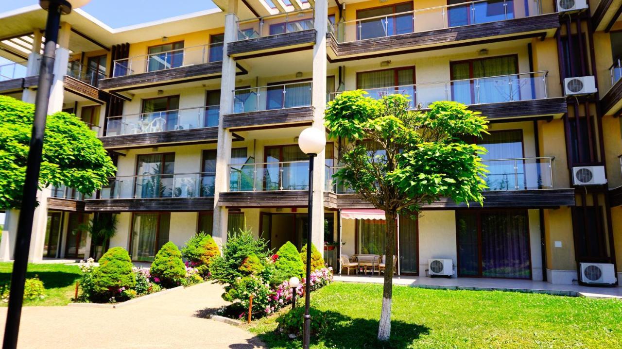 Морски Апартаменти Джулай Морнинг - July Morning Sea View Apartments Kavarna Exterior foto