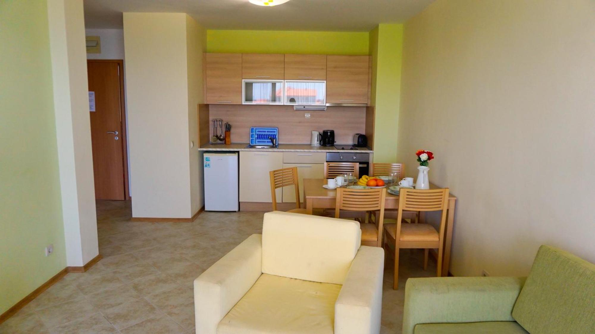 Морски Апартаменти Джулай Морнинг - July Morning Sea View Apartments Kavarna Quarto foto