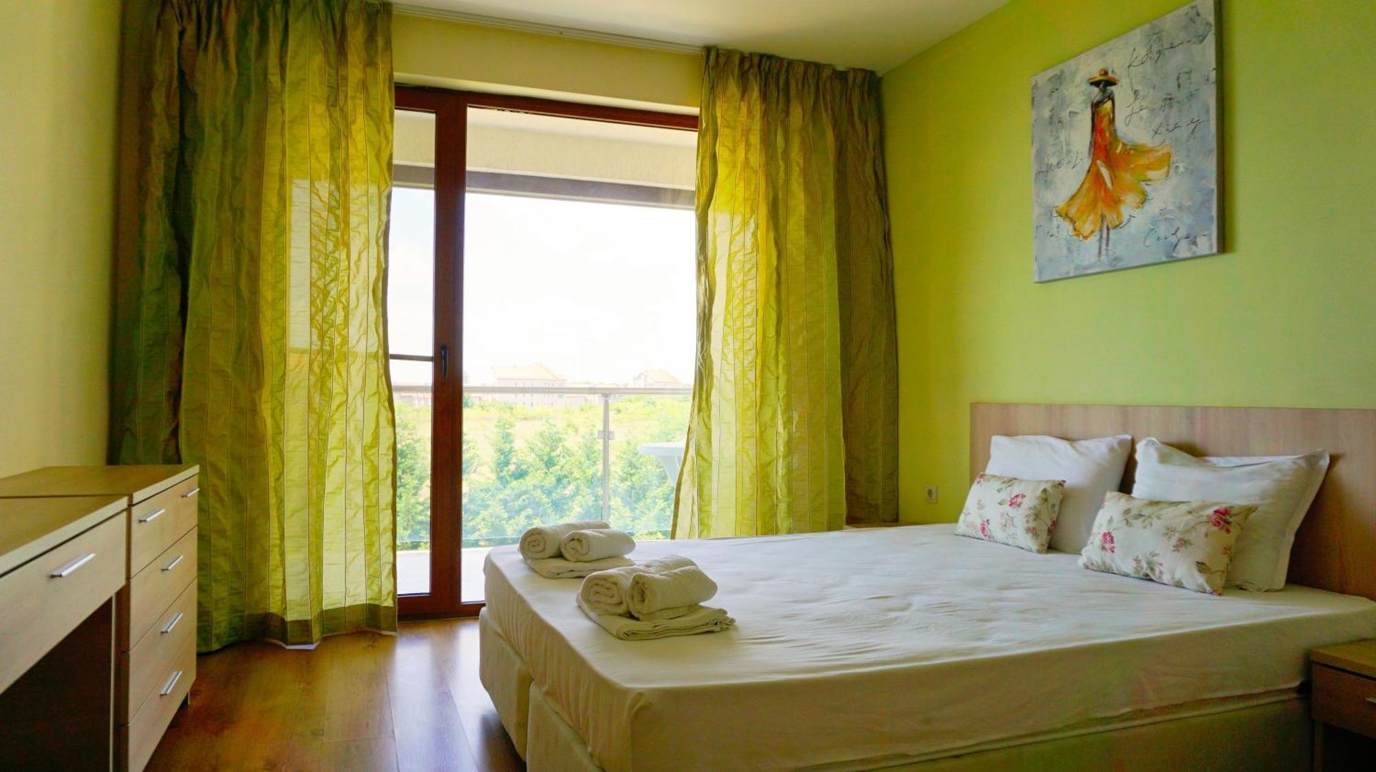 Морски Апартаменти Джулай Морнинг - July Morning Sea View Apartments Kavarna Quarto foto